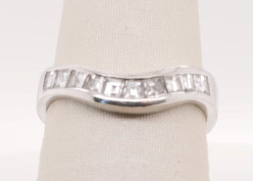 PLATINUM DIAMOND BAND APX 0.60CTW