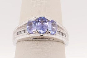 LADIES 14KW TANZANITE 3-STONE OVAL RING