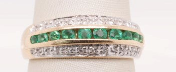 ESTATE LADIES 14K YG DIAMOND AND EMERALD RING