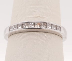 14K WG PRINCESS DIAMOND BAND APX 0.50CTW