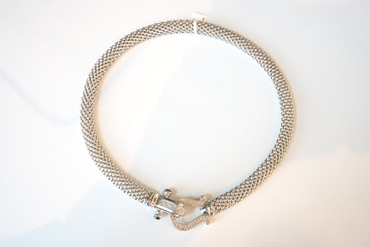 SILVER NECKLACE WITH DIAMOND HORSESHOE CLASP